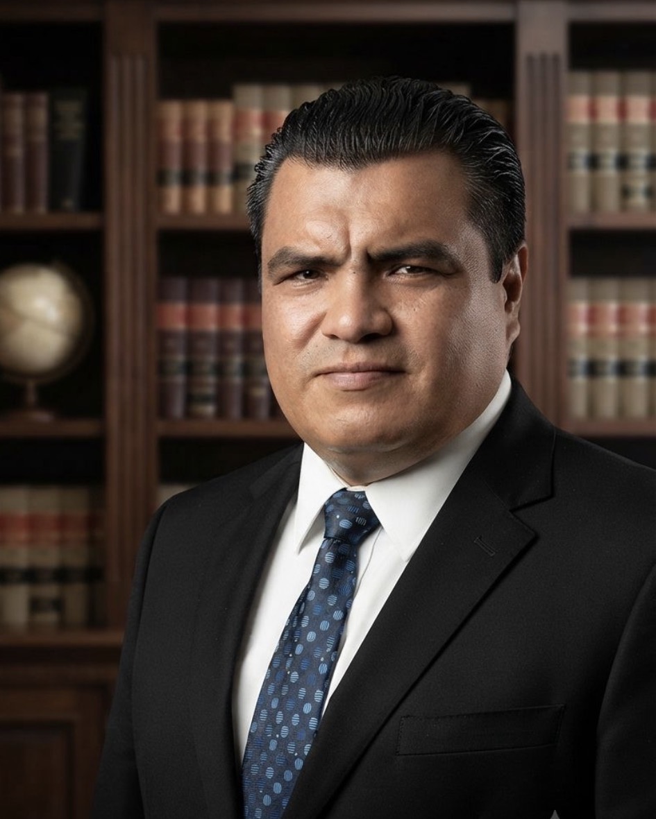 Lic. Abel Águila