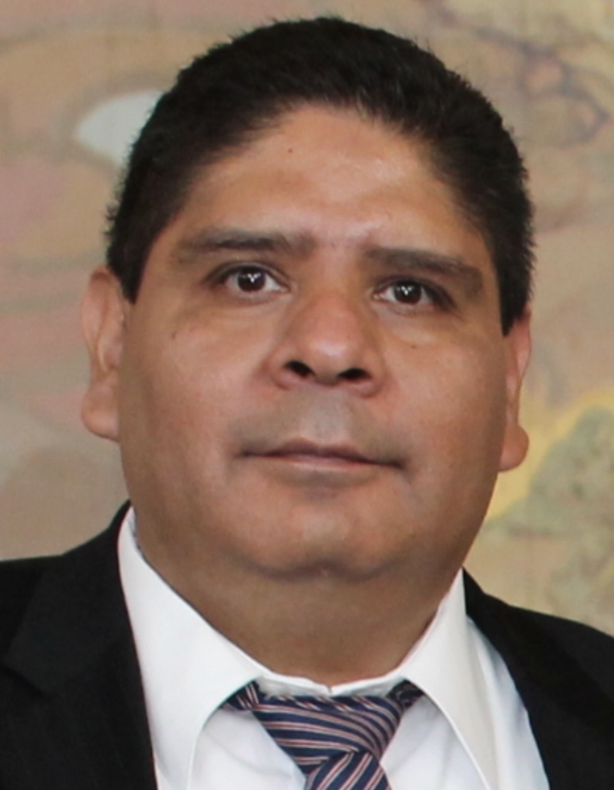 Lic. César Cuenca